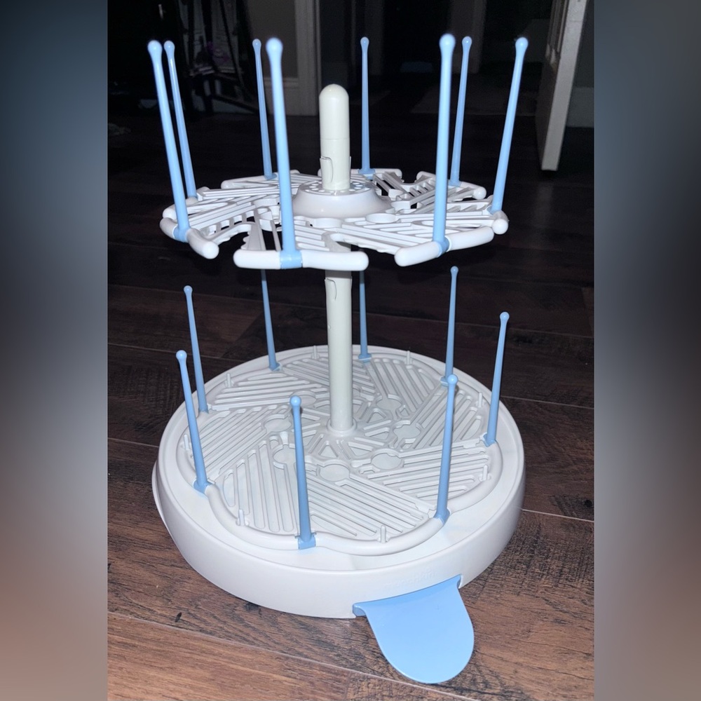 Munchkin Bottle & Accessories Drying Rack - Picture 4 of 11
